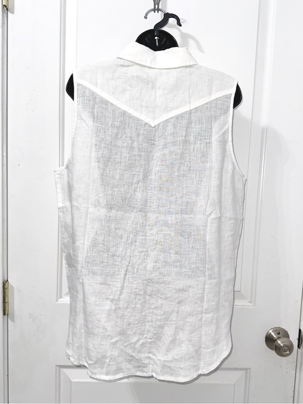 Sundance White 100% Linen Sleeveless Top Snap Buttons - Picture 6 of 8